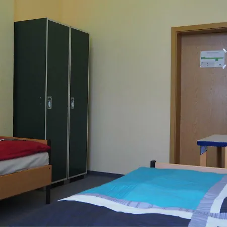 Jo-si Hostel *