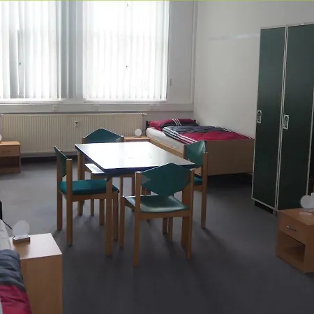Jo-si Hostel